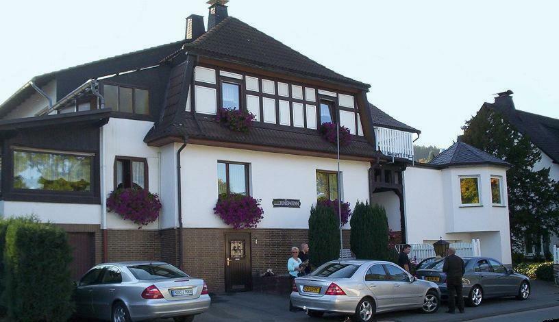 Appartement Haus Jungmann à Hallenberg Extérieur photo